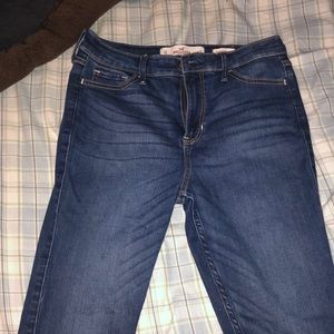 Hollister Dark wash jeans